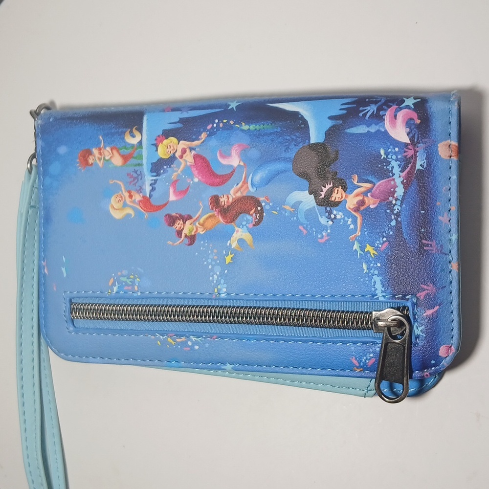Loungefly Little Mermaid Ariel and Sisters tech wallet - Picture 2 of 6